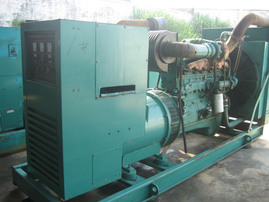 湘西租赁发电机- 发电机碳刷磨损的原因是什么