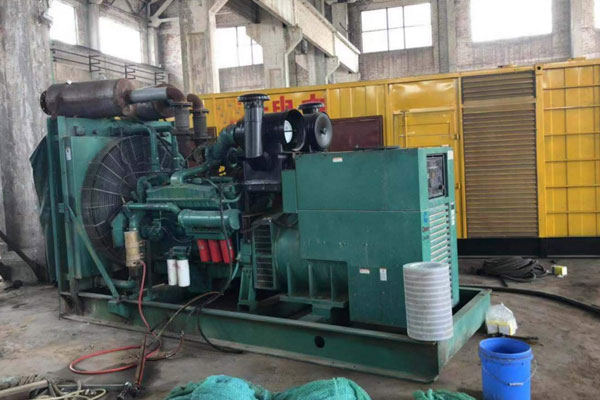 湘西发电机组的空气滤清器应该如何保养？